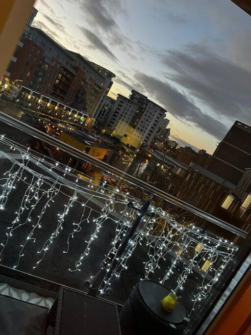 Leeds Clarence Dock 2 Bedroom Apt Exterior foto